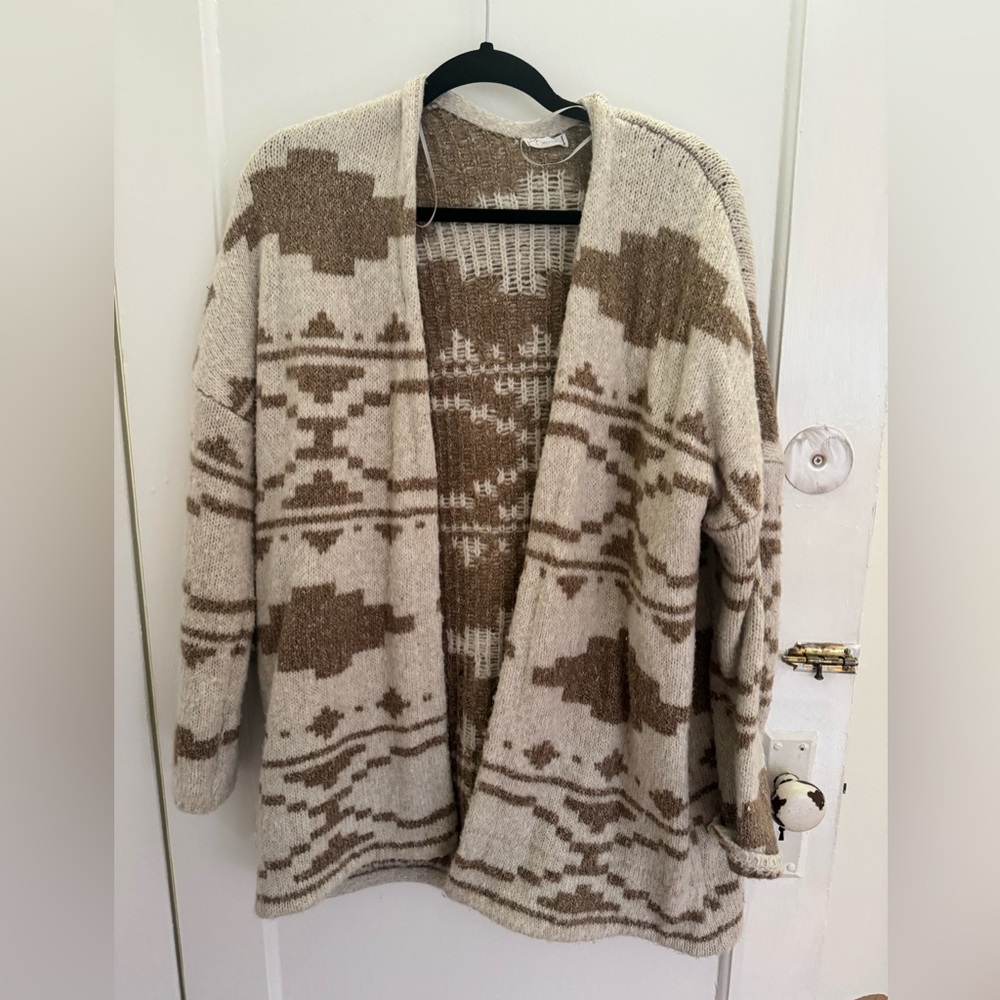 Tribal knit sweater. Size medium.